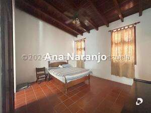 Casa en Prados del Este, Caracas – 30