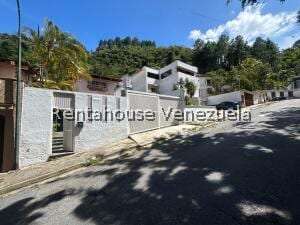 Casa en Prados del Este, Caracas - 1