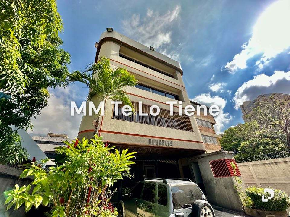 Edificio en La Urbina, Caracas – 1