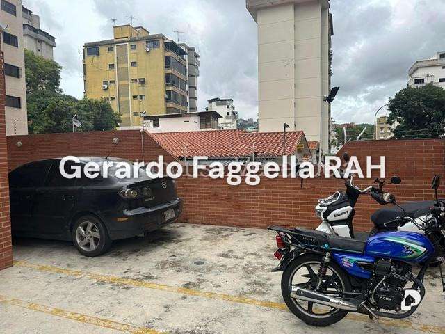 Apartamento en Colinas de Las Acacias, Caracas – 16