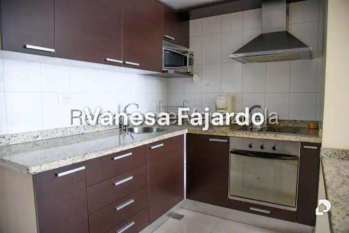 Apartamento en Santa Eduvigis, Caracas – 11