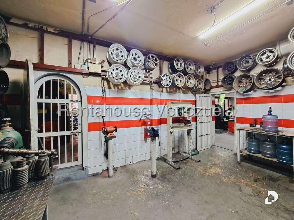 Local comercial en Los Caobos, Caracas – 18