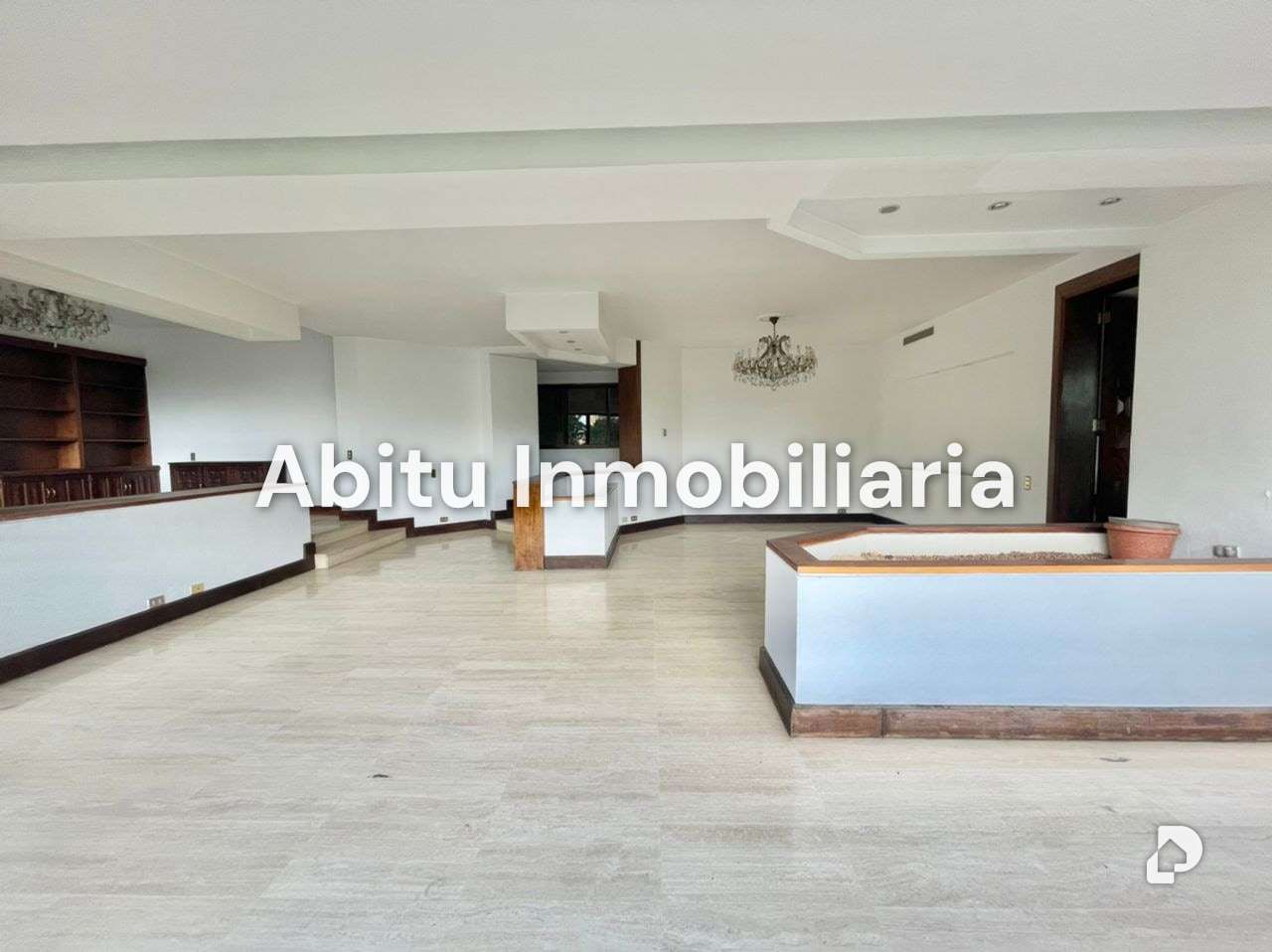 Apartamento en Country Club, Caracas – 4