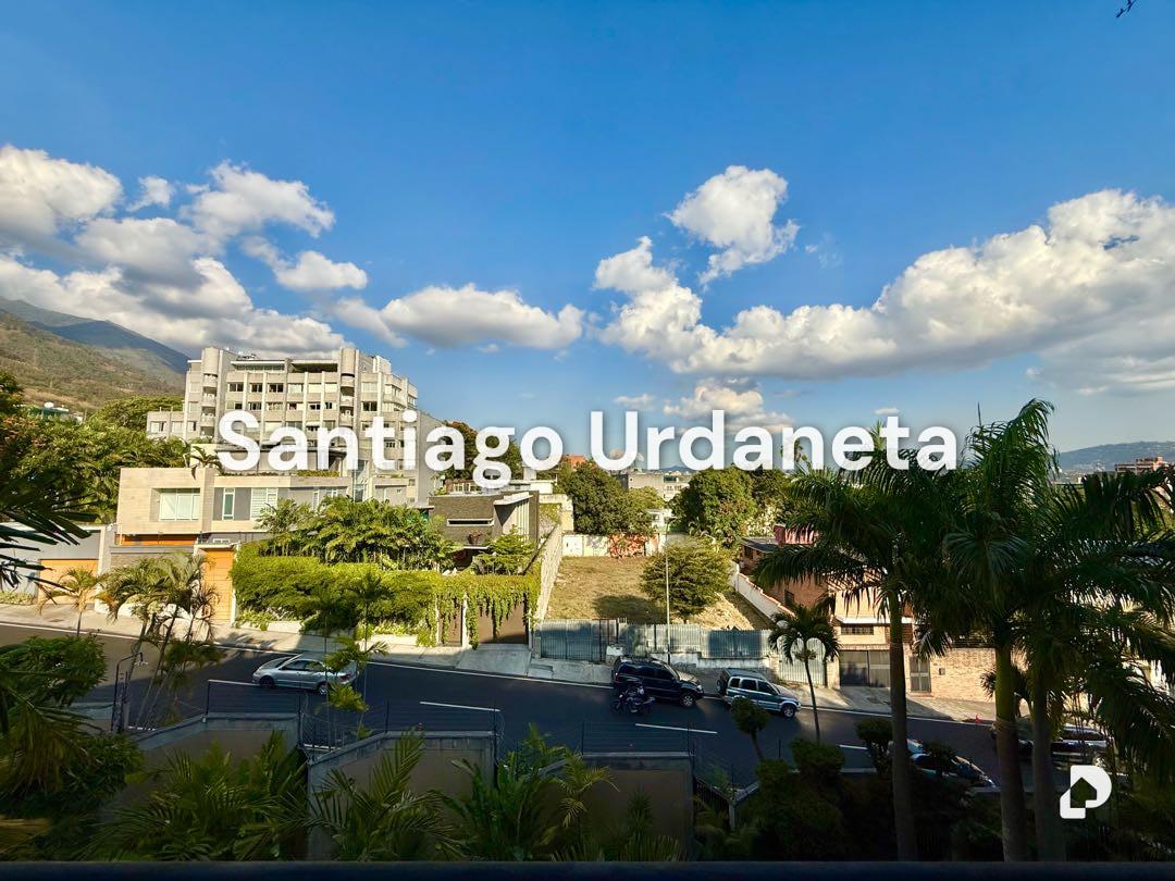 Apartment in Altamira, Caracas – 4