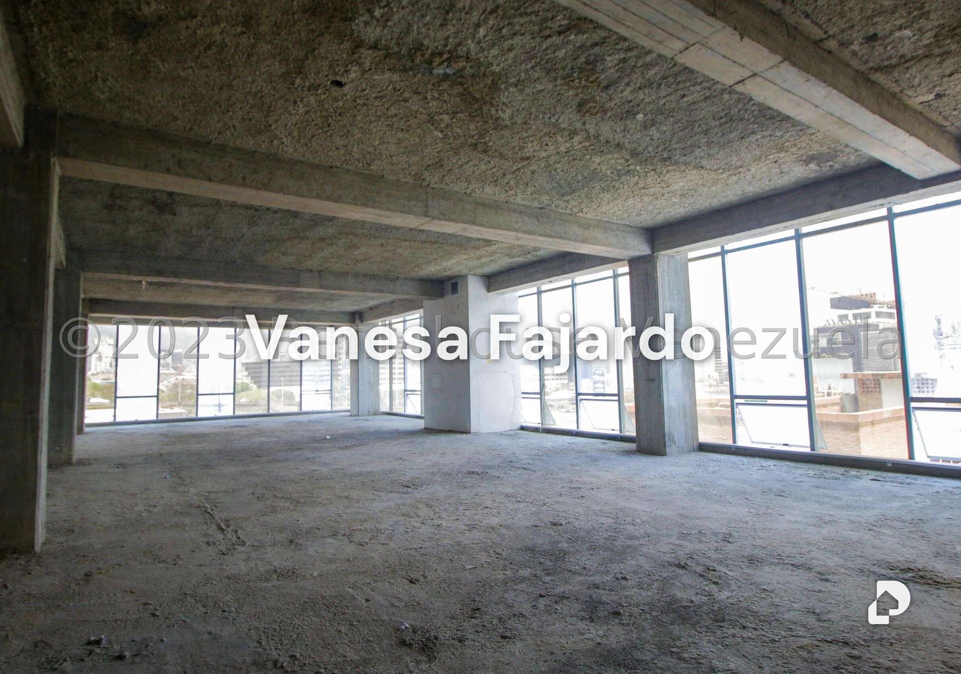 Oficina en Las Mercedes, Caracas – 6