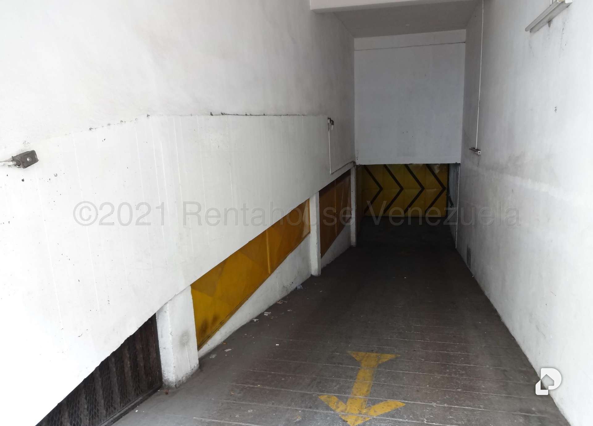 Edificio en Chacao, Caracas – 20