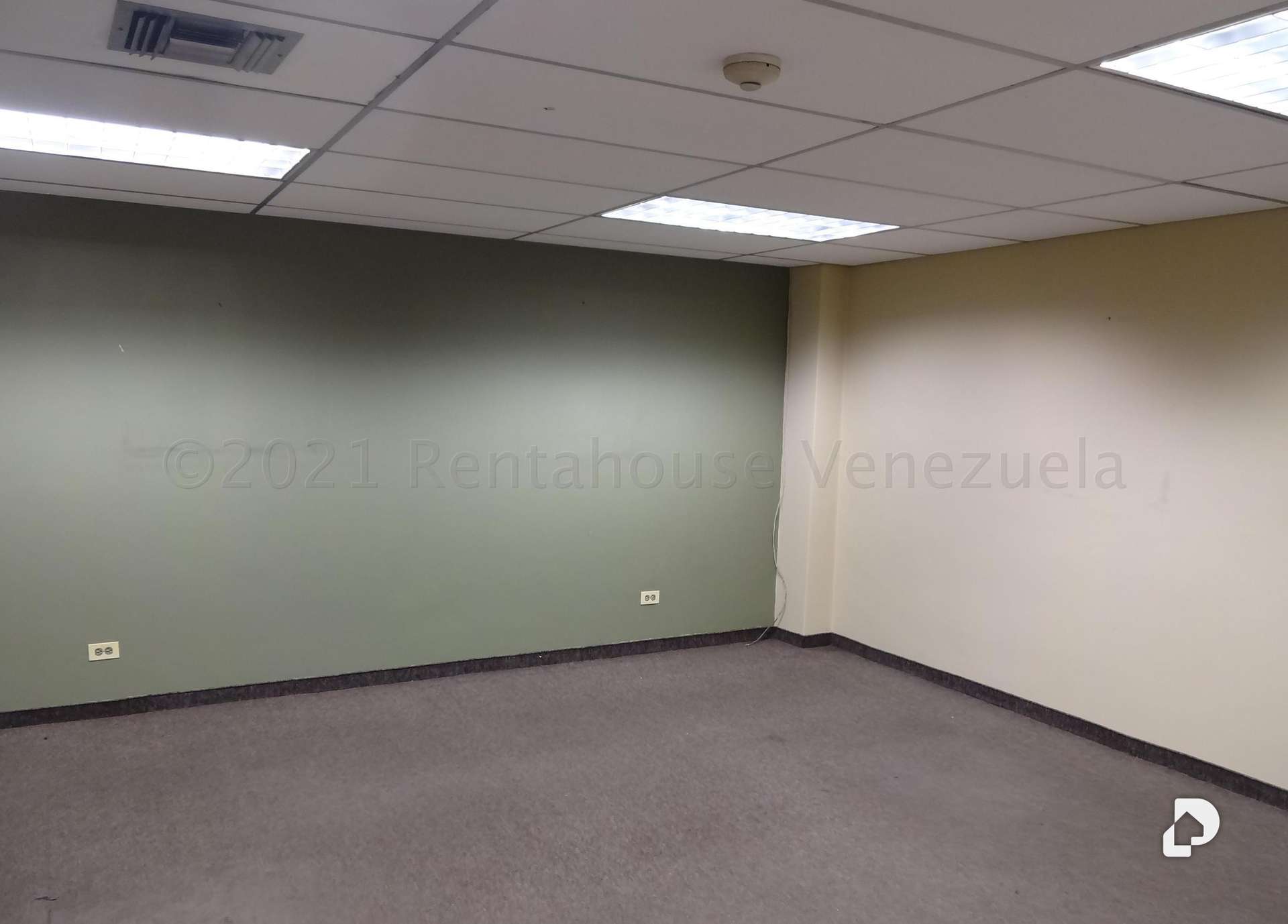Edificio en Chacao, Caracas – 13