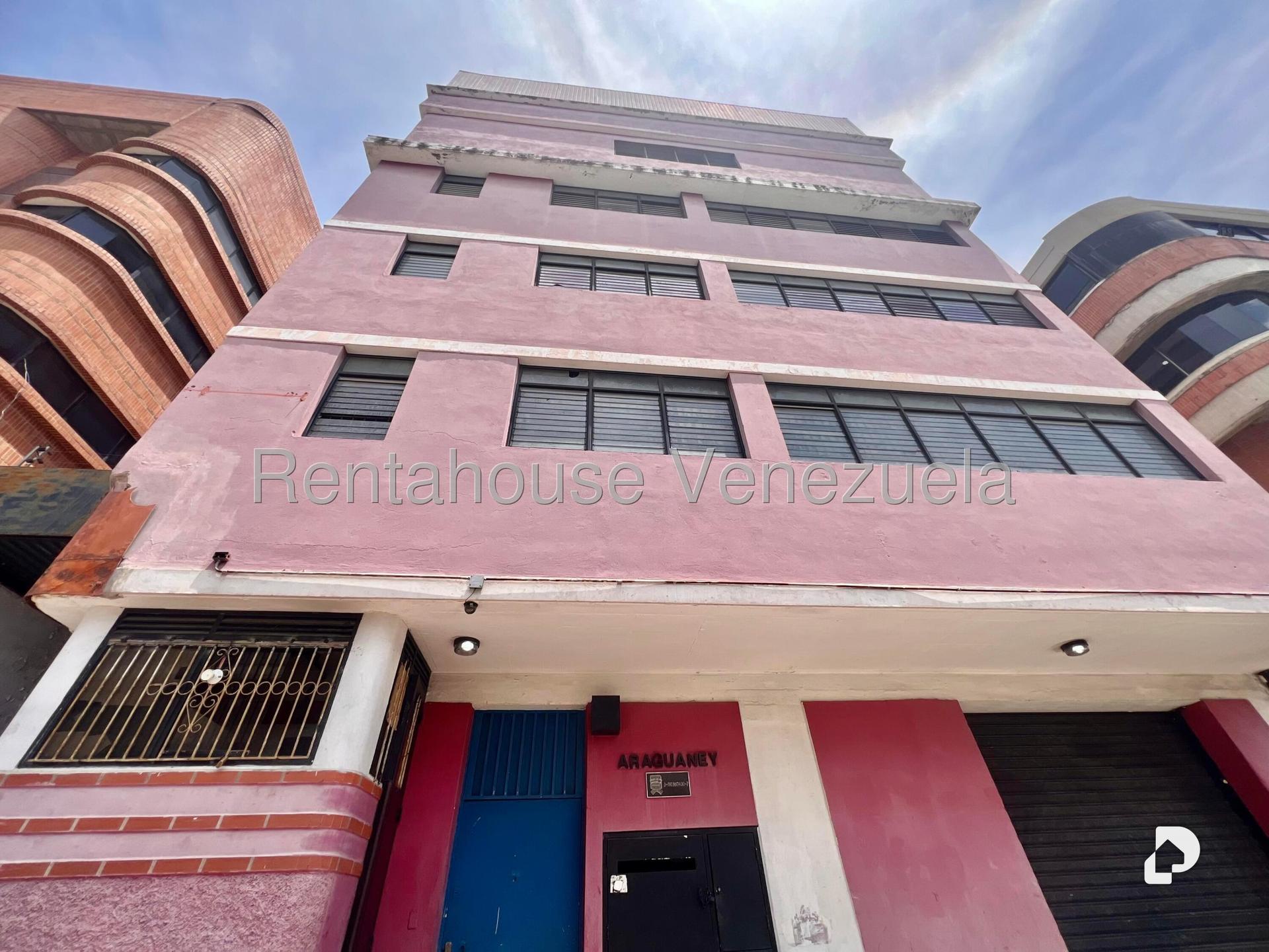 Edificio en La Urbina, Caracas – 4