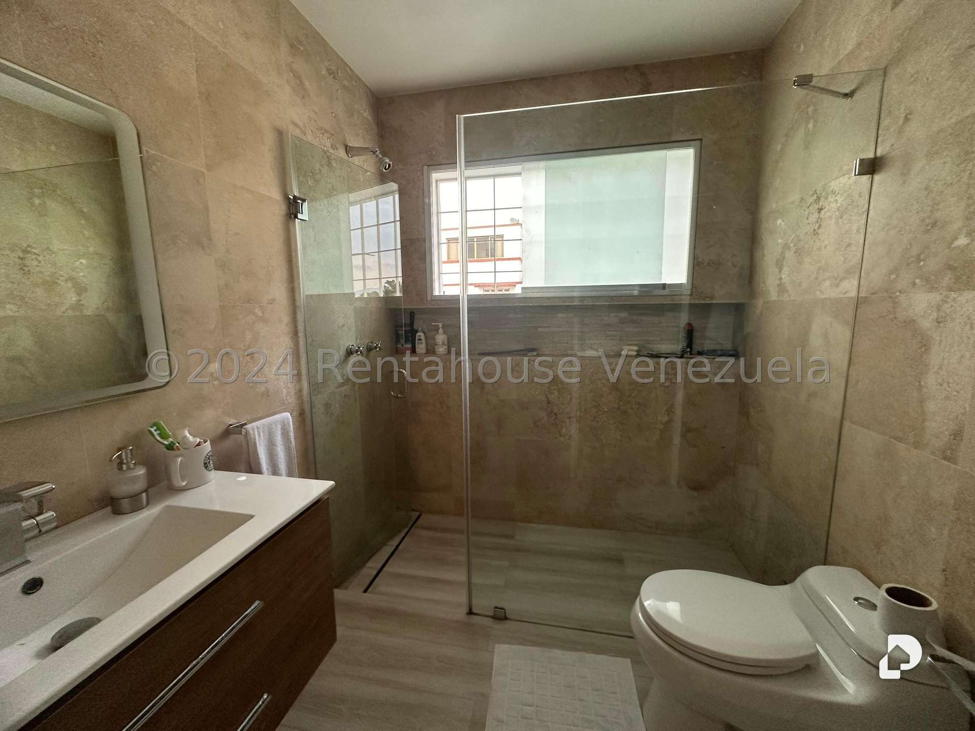 Casa en Colinas de Bello Monte, Caracas – 12