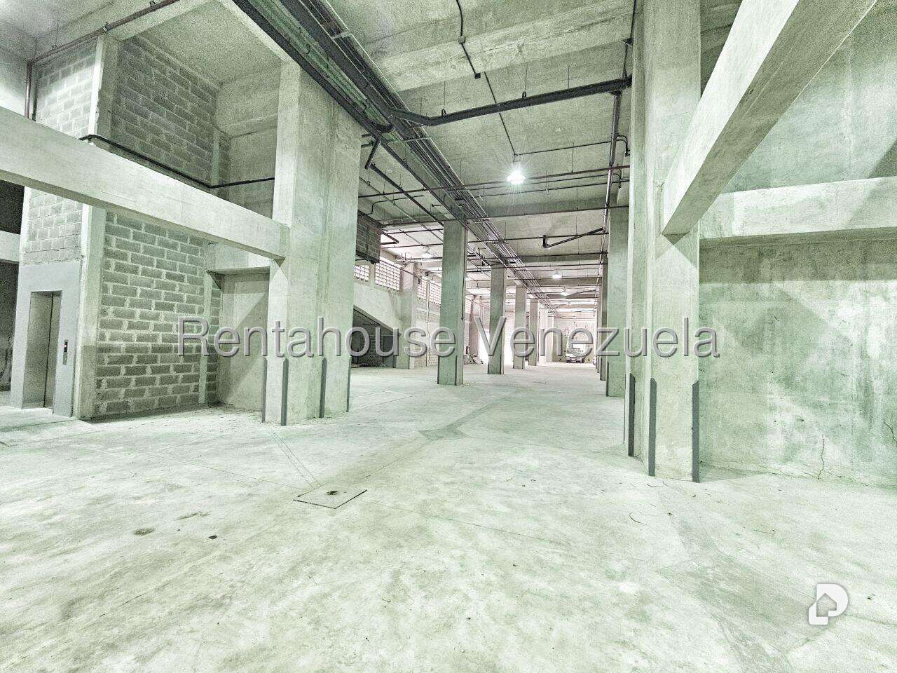 Edificio en Los Ruices, Caracas – 16