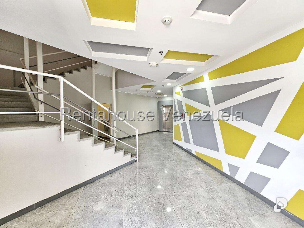 Edificio en Los Ruices, Caracas – 28