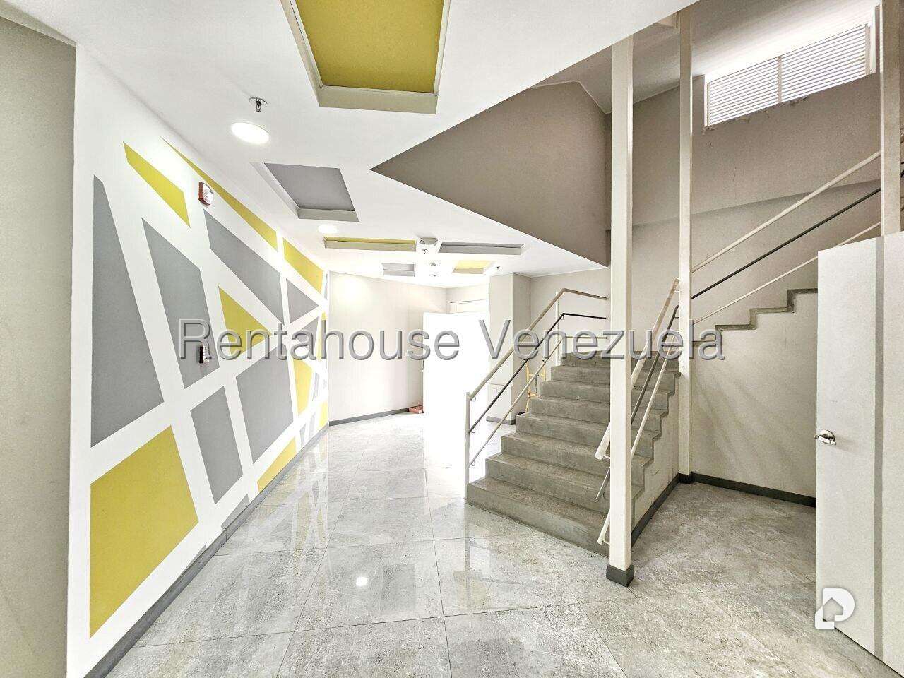 Edificio en Los Ruices, Caracas – 30