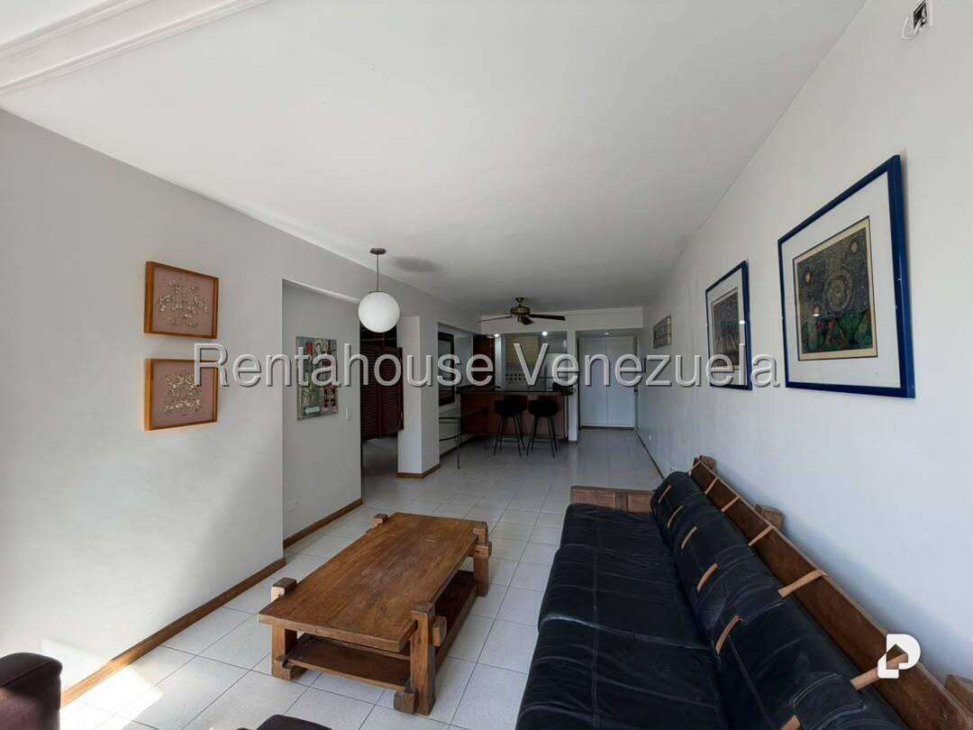 Apartamento en Los Palos Grandes, Caracas – 3