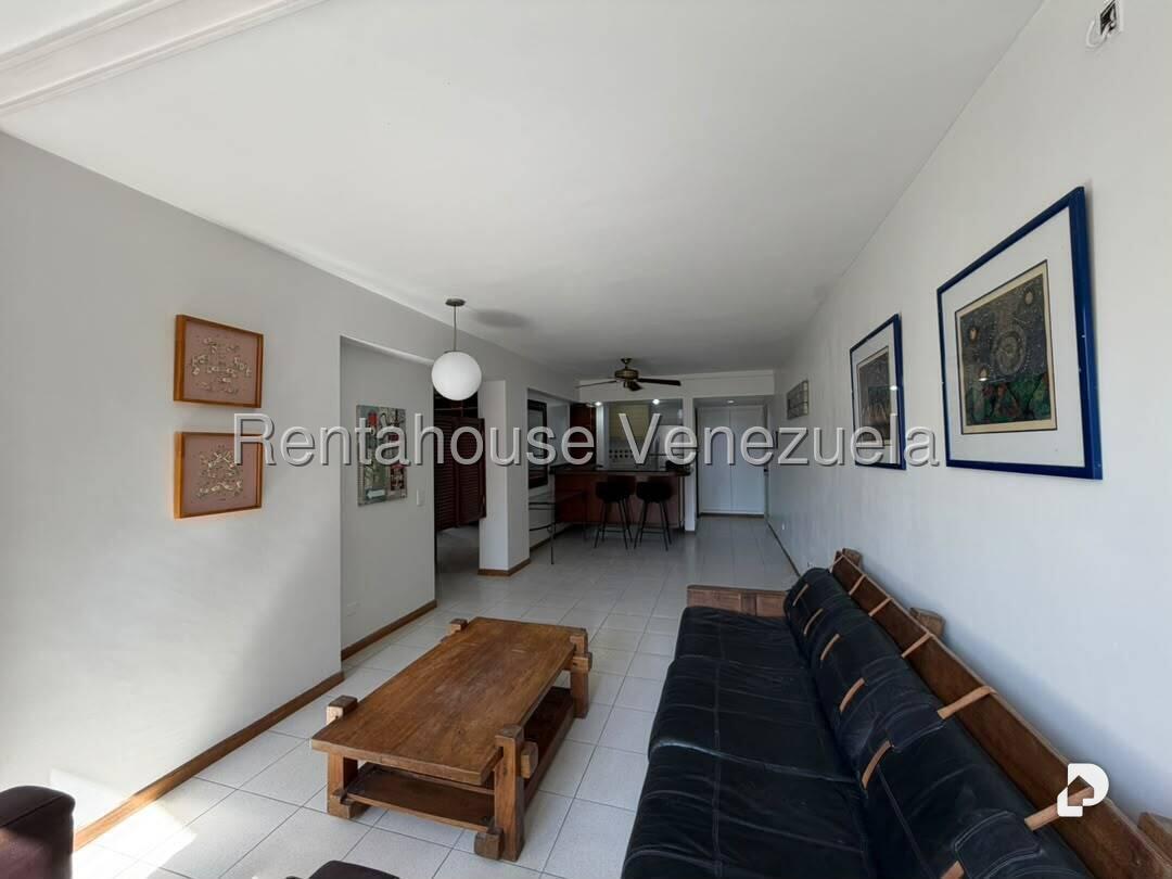 Apartamento en Los Palos Grandes, Caracas – 3