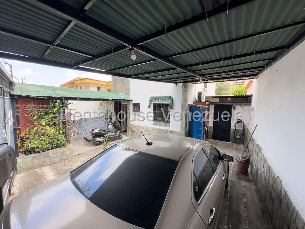 Casa en Santa Rosa de Lima, Caracas