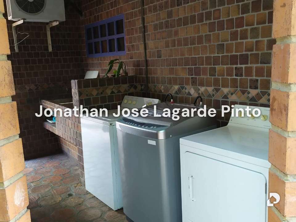 Casa en Urbanizacion San Jacinto, Maracay – 15