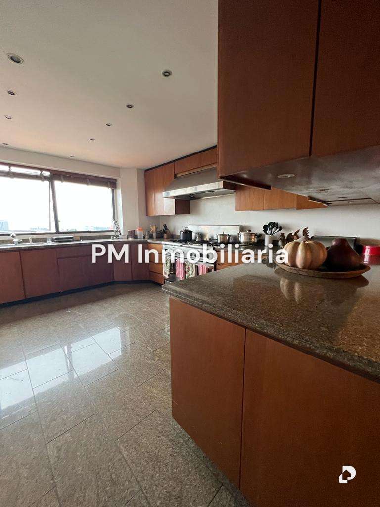 Apartamento en Altamira, Caracas – 6