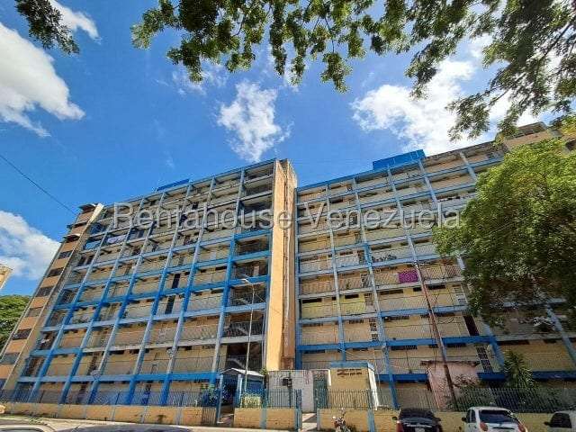Apartamento en Urbanización Caña de Azúcar, Maracay - 1