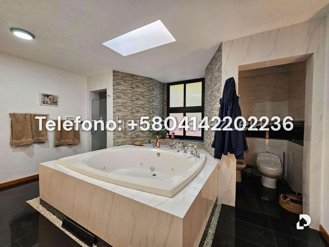 Casa en La Lagunita Country Club, Caracas – 85