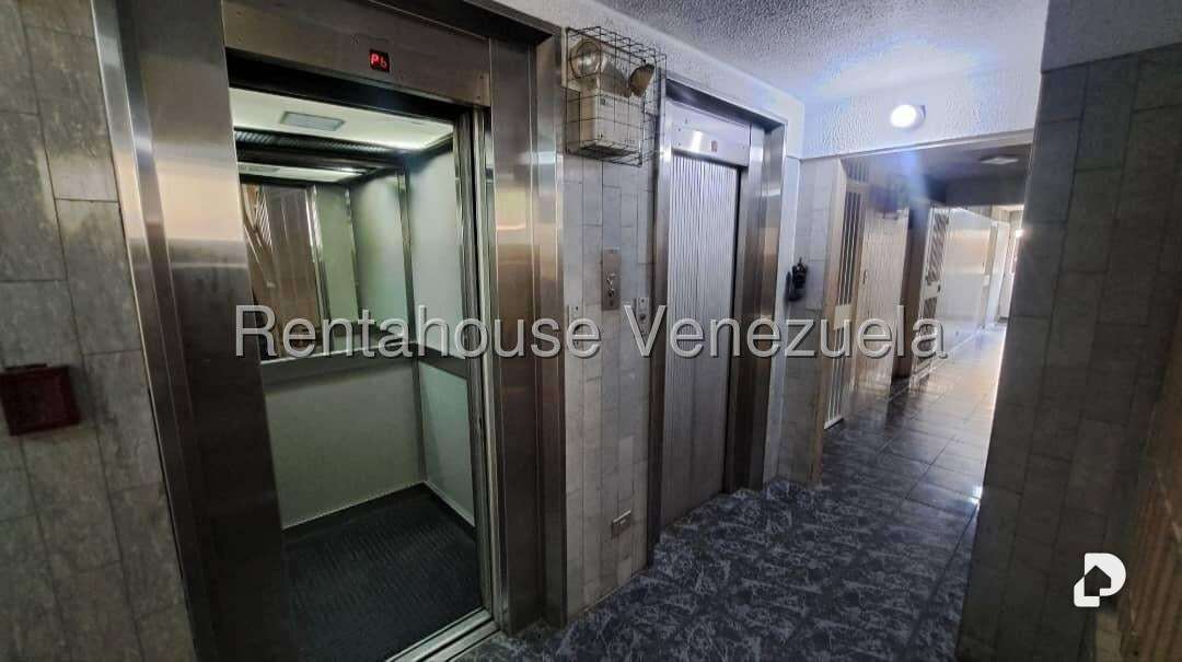 Apartamento en El Paraíso, Caracas – 3