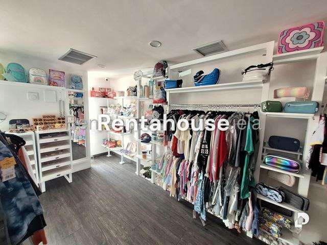 Local comercial en Parroquia Urbana San José, Valencia – 8