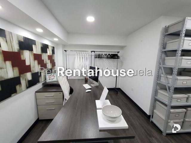Local comercial en Parroquia Urbana San José, Valencia – 16