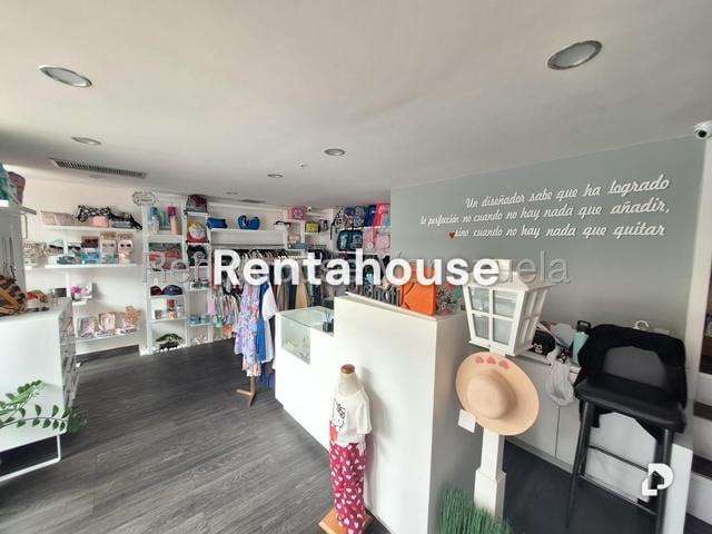 Local comercial en Parroquia Urbana San José, Valencia – 7
