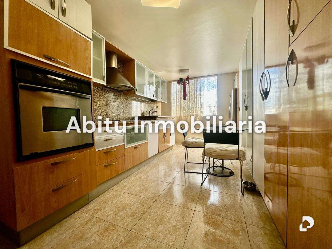 Apartamento en Cumbres de Curumo, Caracas – 23