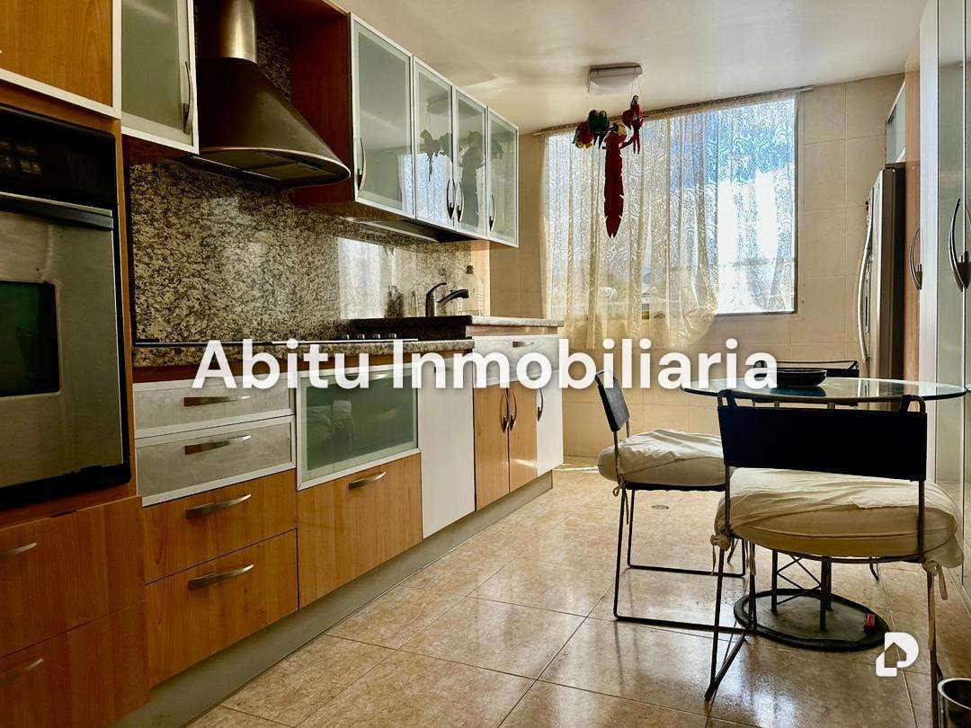 Apartamento en Cumbres de Curumo, Caracas – 21
