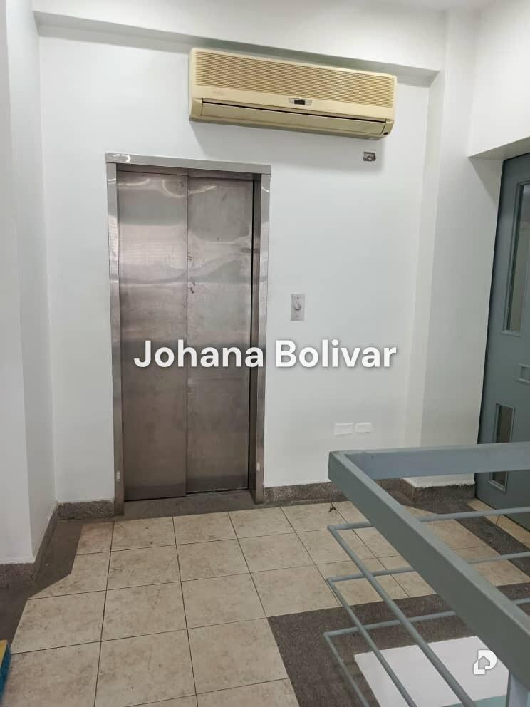 Local comercial en Av. Bolívar Norte, Valencia – 5