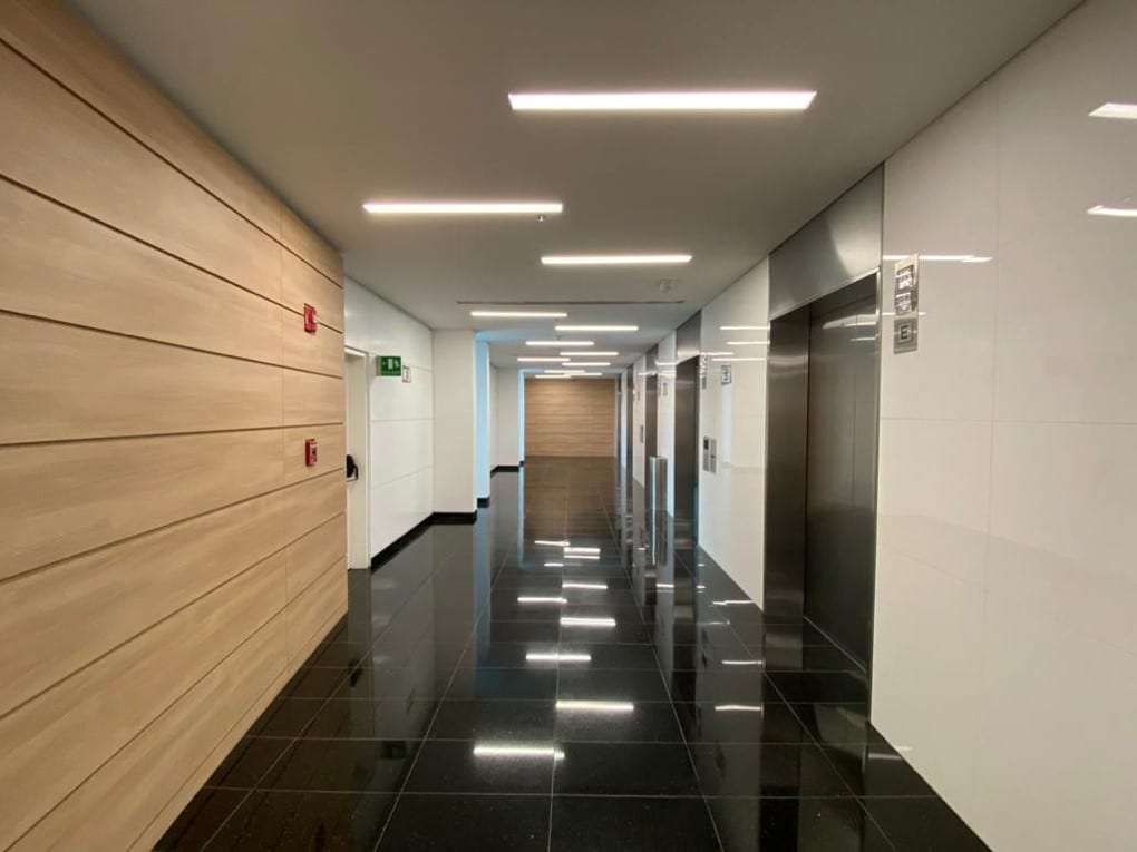 Oficina en Las Mercedes, Caracas - 1