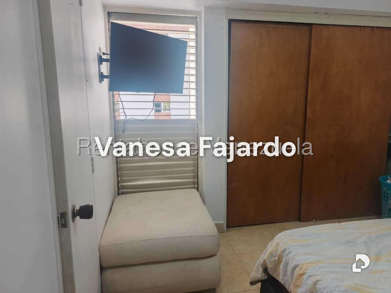 Apartamento en Prados del Este, Caracas – 17