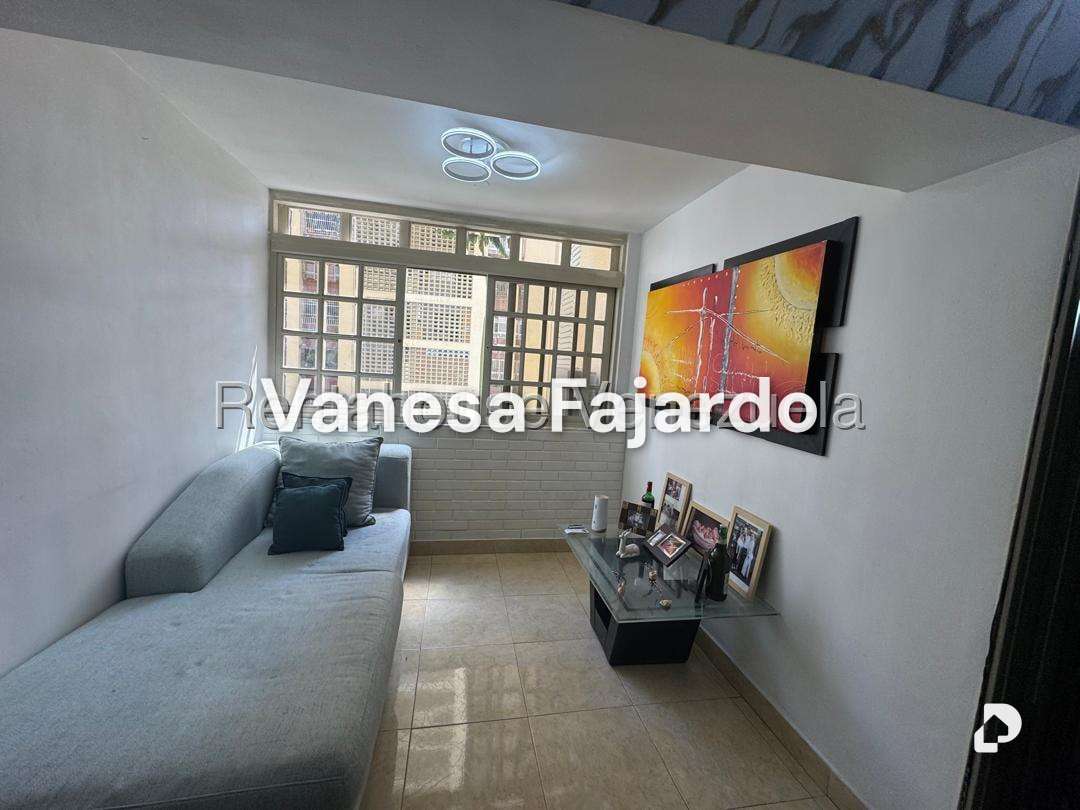 Apartamento en Prados del Este, Caracas – 9