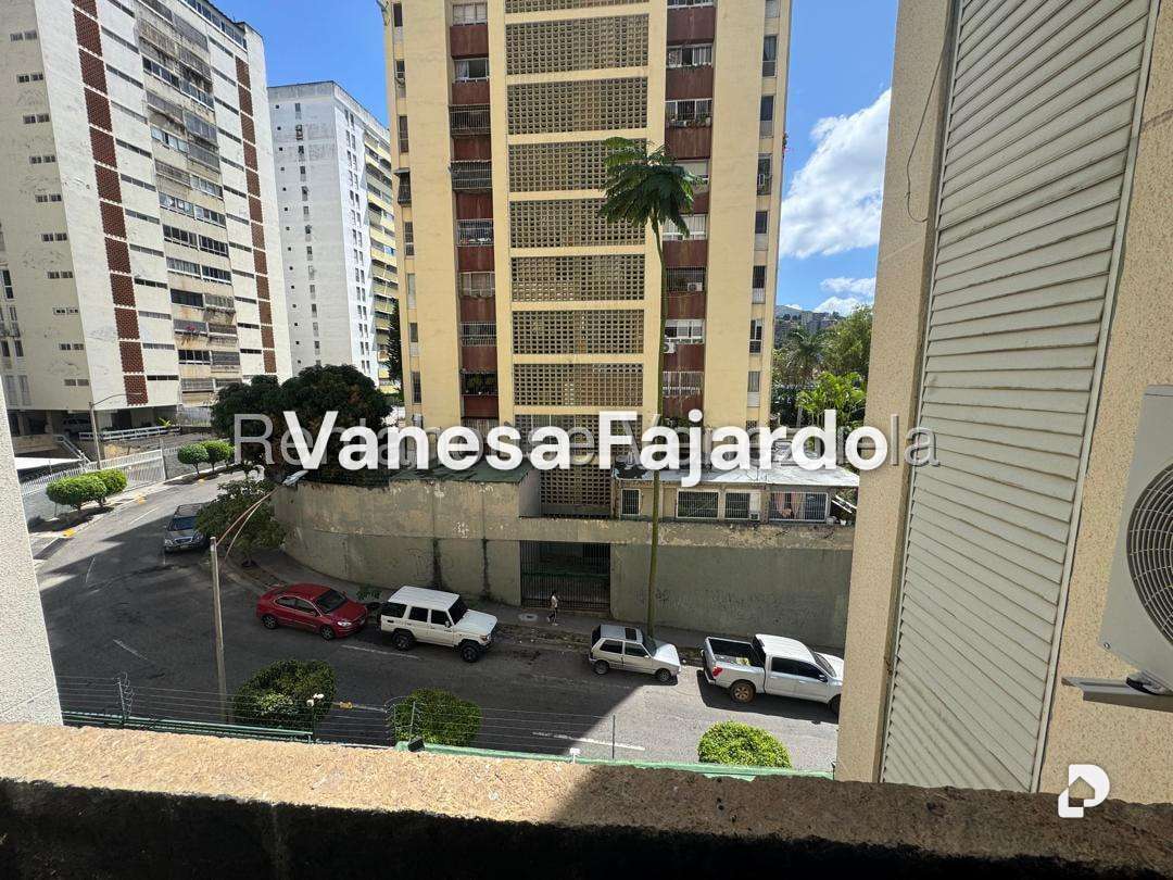 Apartamento en Prados del Este, Caracas – 22