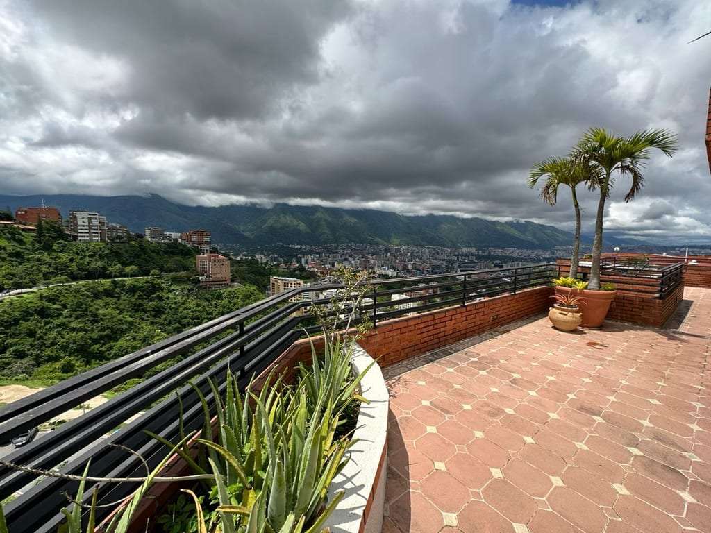 Apartamento en Colinas de Valle Arriba, Caracas - 1