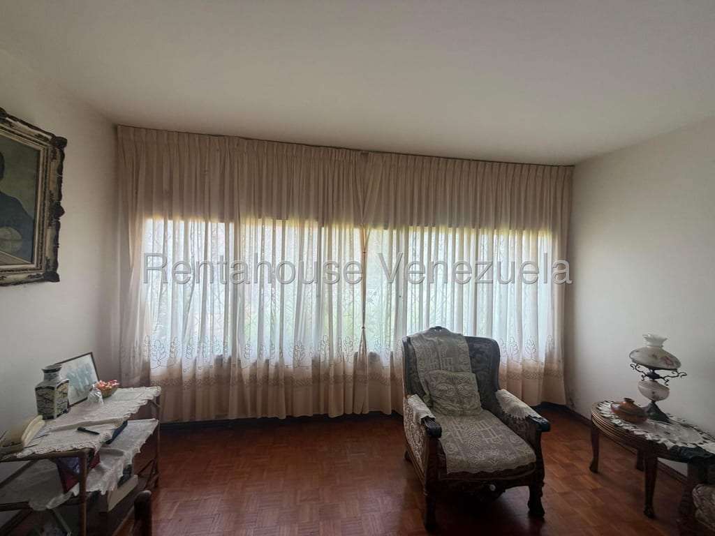 Casa en Lomas de La Lagunita, Caracas