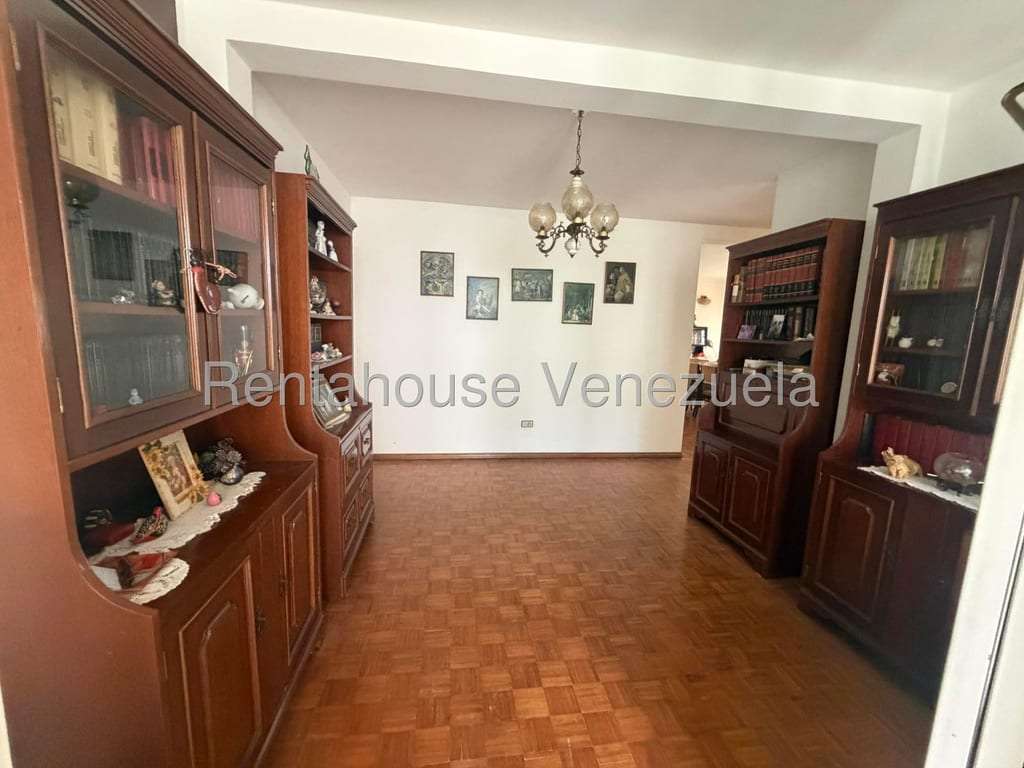 Casa en Lomas de La Lagunita, Caracas