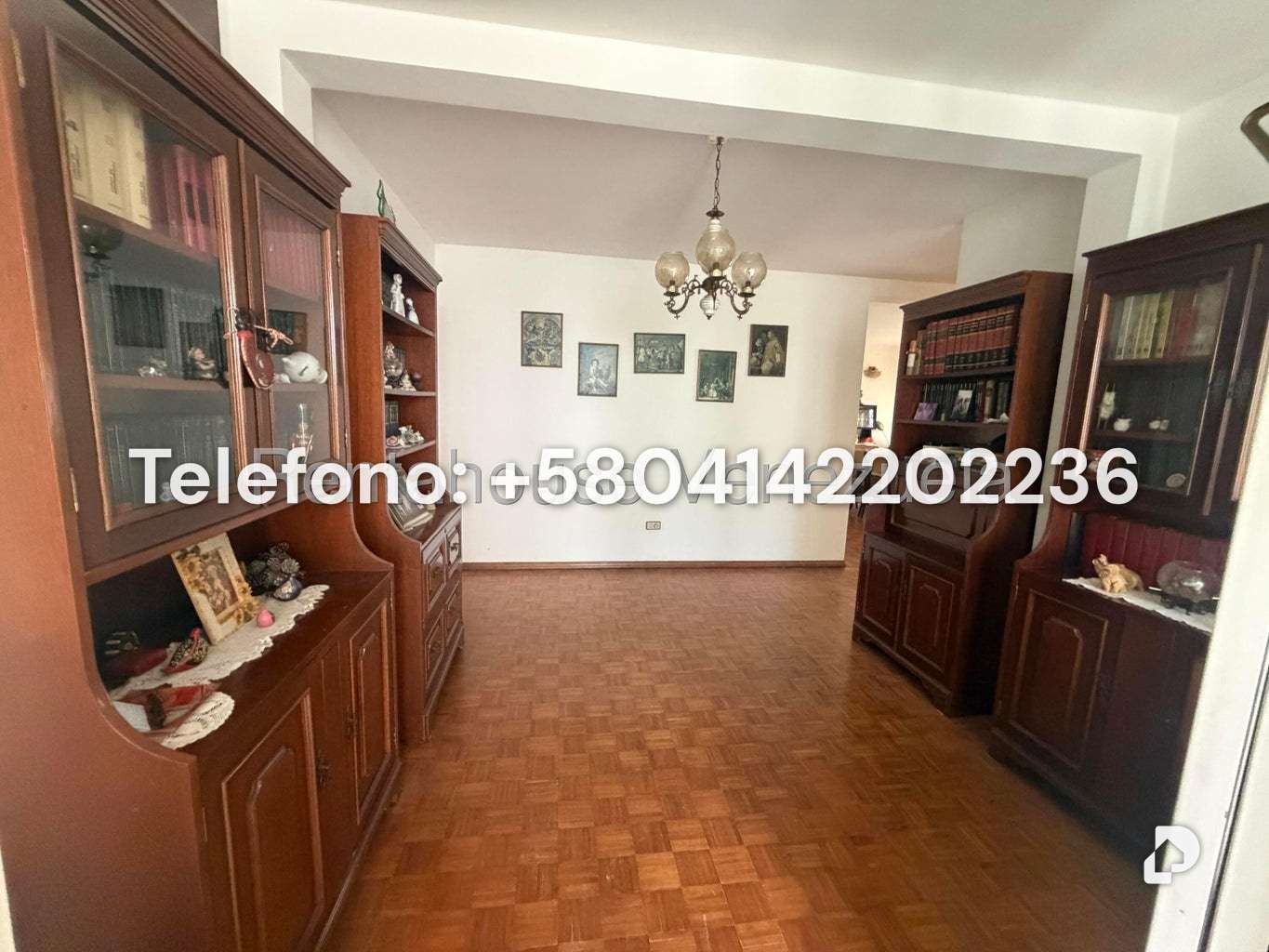 Casa en Lomas de La Lagunita, Caracas – 17