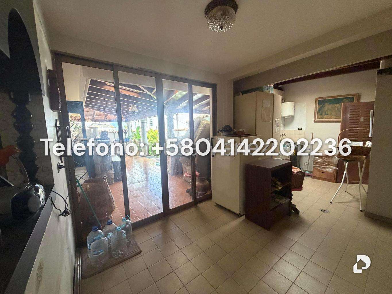 Casa en Lomas de La Lagunita, Caracas – 27