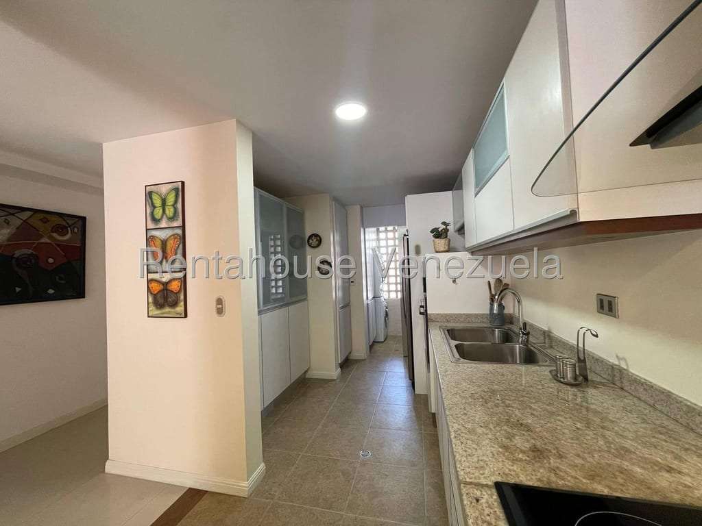 Apartamento en Lomas del Sol, Caracas