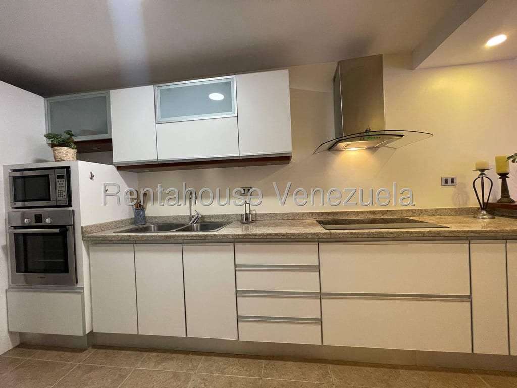 Apartamento en Lomas del Sol, Caracas