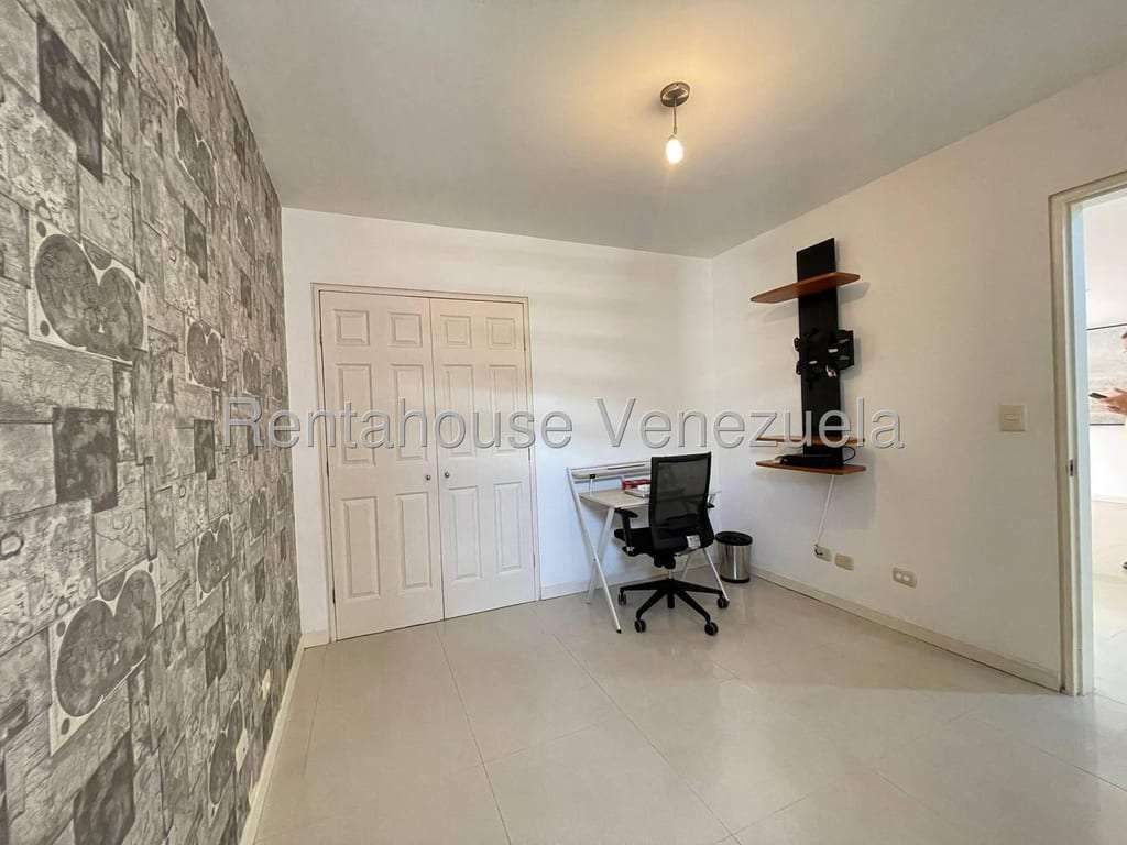 Apartamento en Lomas del Sol, Caracas
