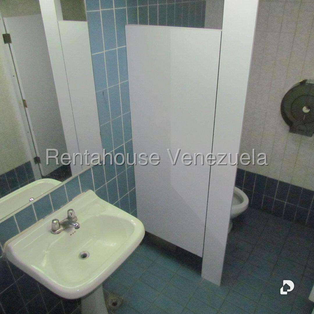 Local comercial en San Bernardino, Caracas – 14