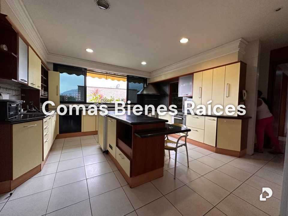 Apartamento en Altamira, Caracas – 21