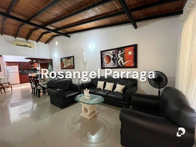 Casa en Valle de Oro, San Diego – 2