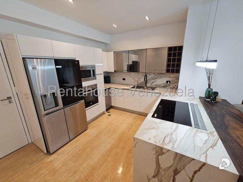 Apartamento en Campo Alegre, Caracas – 4