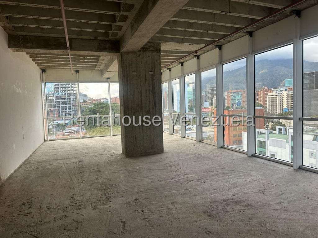 Local comercial en Las Mercedes, Caracas