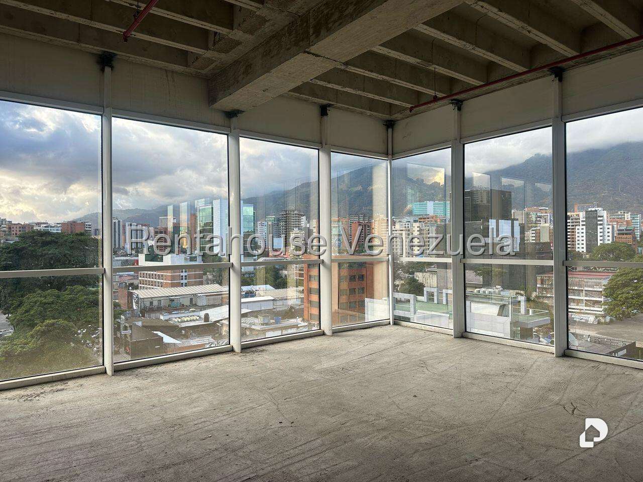 Local comercial en Las Mercedes, Caracas – 11