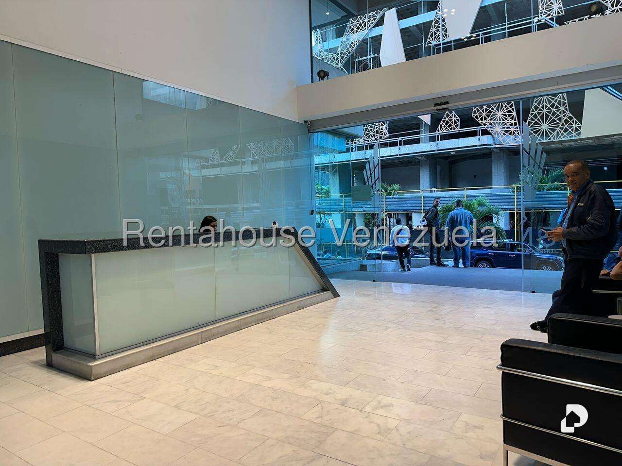 Local comercial en Las Mercedes, Caracas – 4