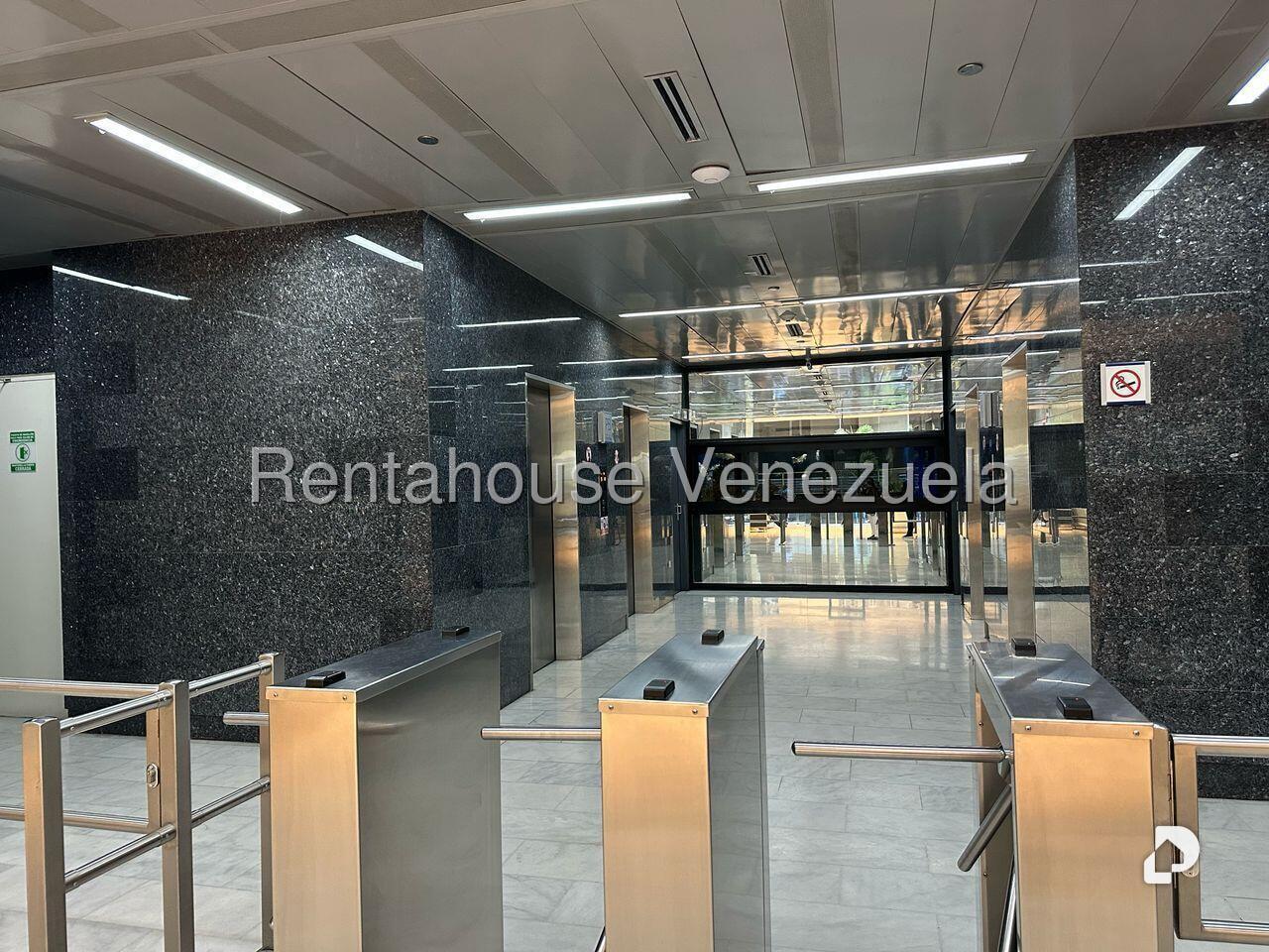 Local comercial en Las Mercedes, Caracas – 5
